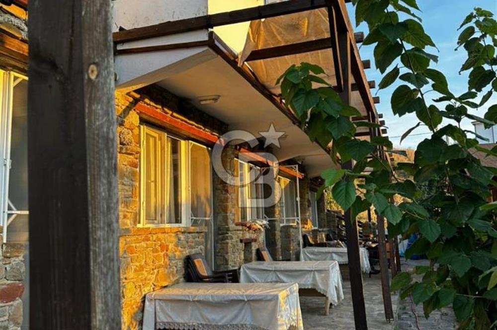 Gökçeada Yenibademli de  denize 1 km mesafede restorant işletmeli butik otel 