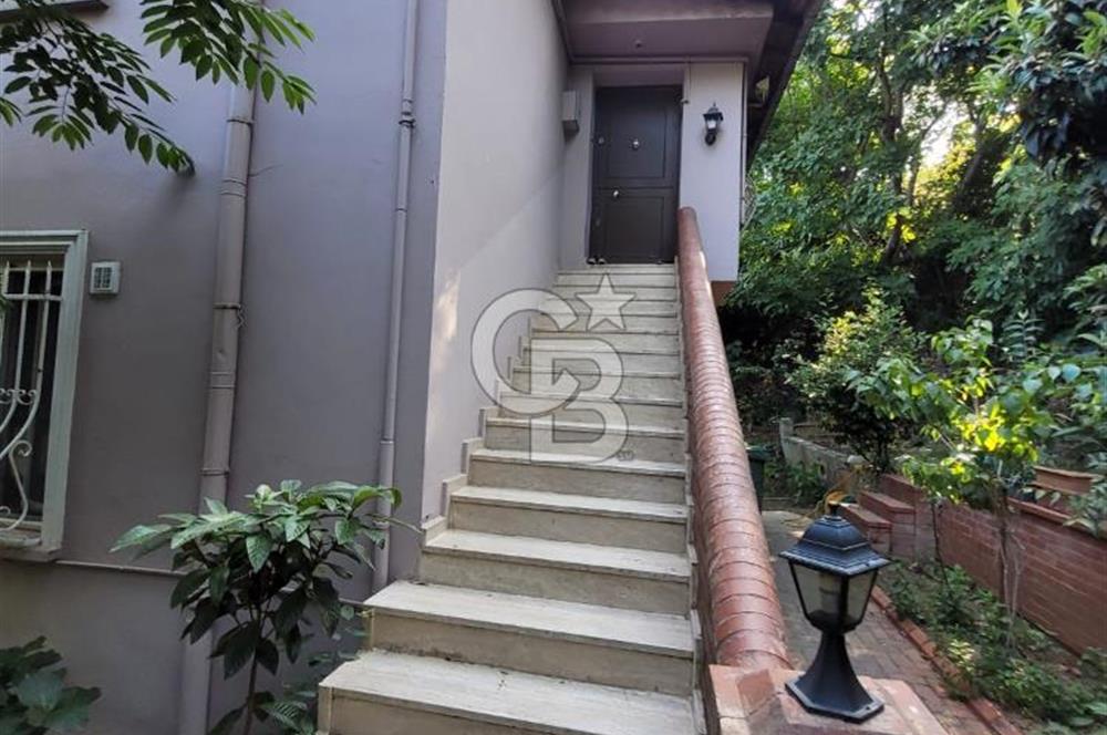 Üsküdar Çengelköy’de Satılık Müstakil Ev 