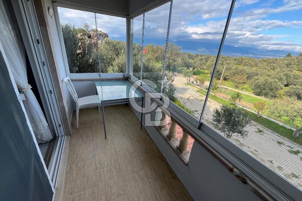 BERLİN SİTESİNDE DENİZ MANZARALI 4+1 TRİPLEKS KÖŞE VİLLA