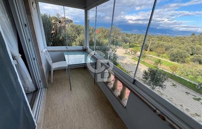 BERLİN SİTESİNDE DENİZ MANZARALI 4+1 TRİPLEKS KÖŞE VİLLA