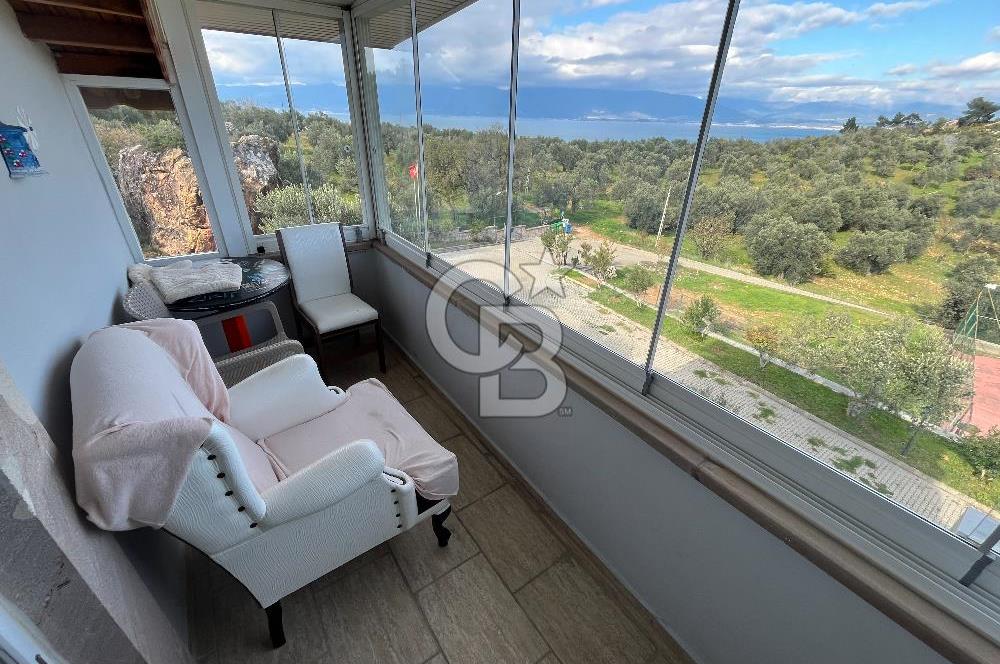 BERLİN SİTESİNDE DENİZ MANZARALI 4+1 TRİPLEKS KÖŞE VİLLA