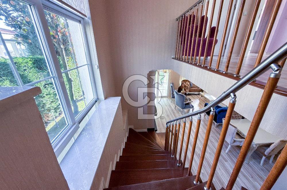 Bahçeşehir Eston Şehir 4+1 Kiralık Villa
