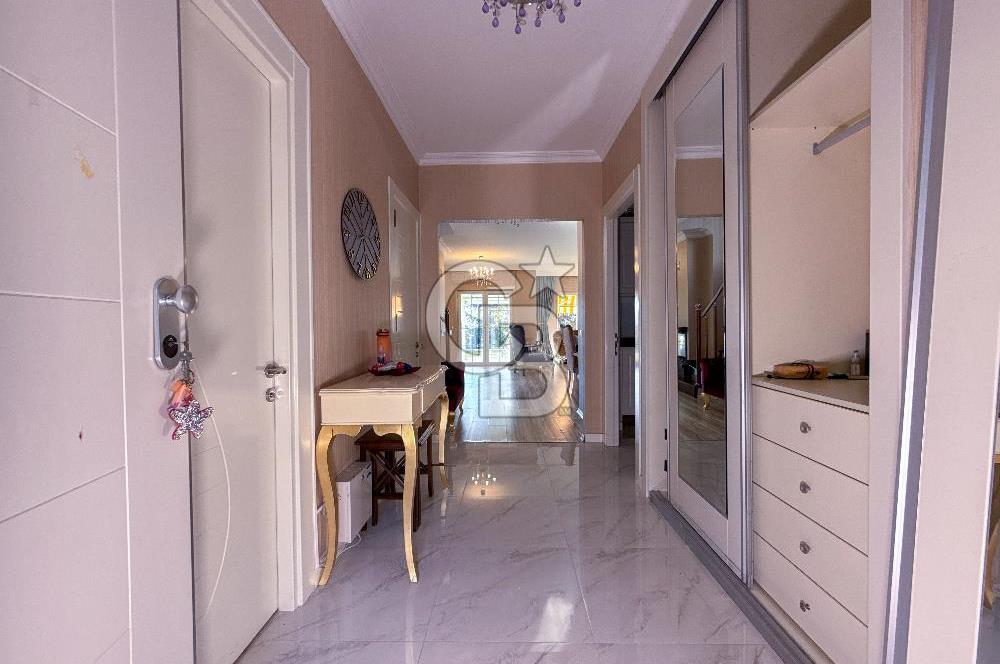 Bahçeşehir Eston Şehir 4+1 Kiralık Villa