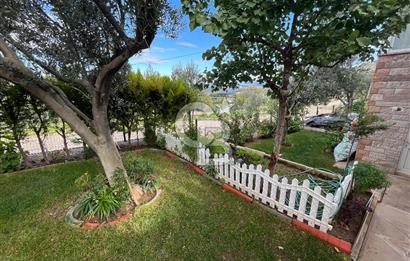 BERLİN SİTESİNDE DENİZ MANZARALI 4+1 TRİPLEKS KÖŞE VİLLA