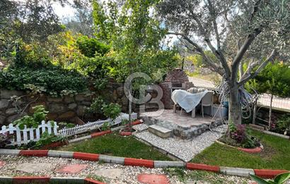 BERLİN SİTESİNDE DENİZ MANZARALI 4+1 TRİPLEKS KÖŞE VİLLA