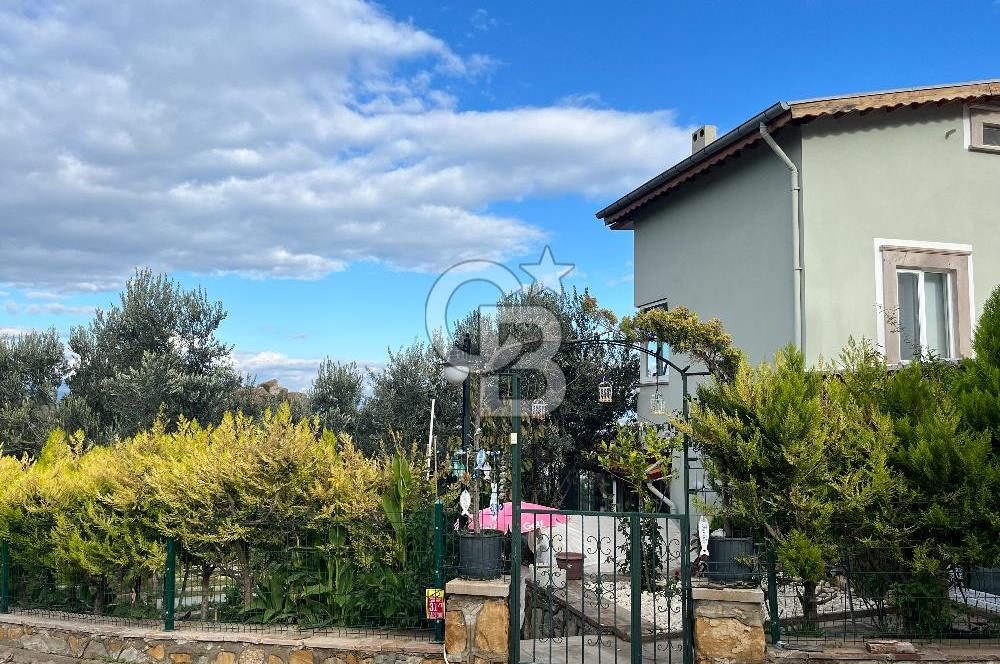 BERLİN SİTESİNDE DENİZ MANZARALI 4+1 TRİPLEKS KÖŞE VİLLA