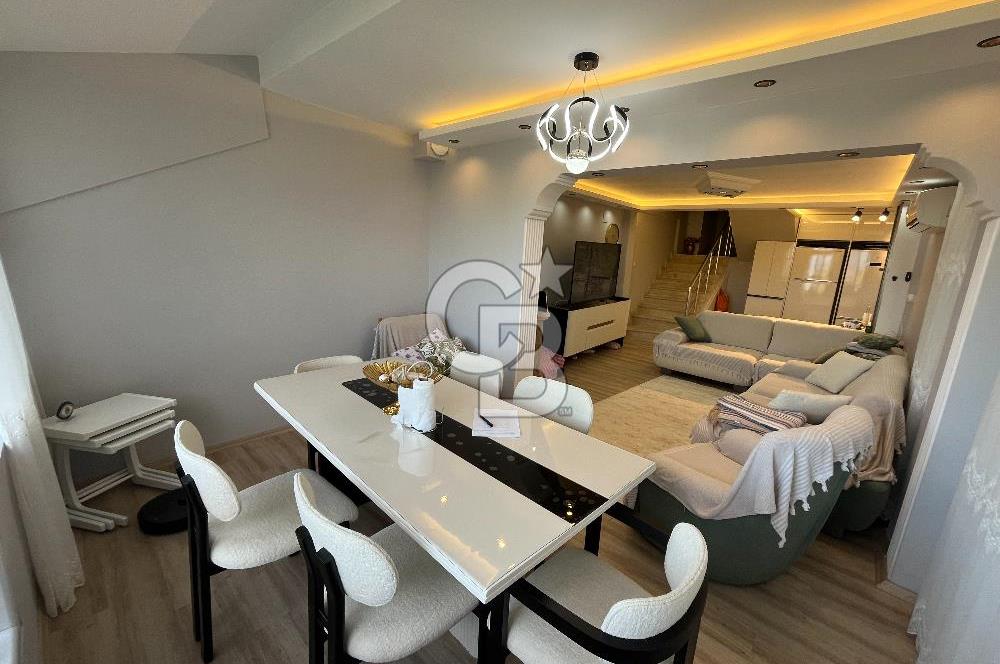 BERLİN SİTESİNDE DENİZ MANZARALI 4+1 TRİPLEKS KÖŞE VİLLA