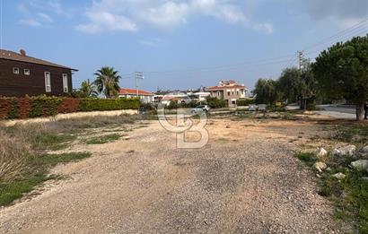 Çeşme İnönü Mahallesinde  Köşe Konumda Üç Yola Cepheli İfraz Edilebilir Satılık İmarlı Arsa