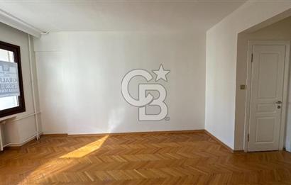 GÖZTEPE'DE MARMARAY'A  YAKIN,  DEPOLAMA ALANI GENİŞ 4+1 KİRALIK DAİRE