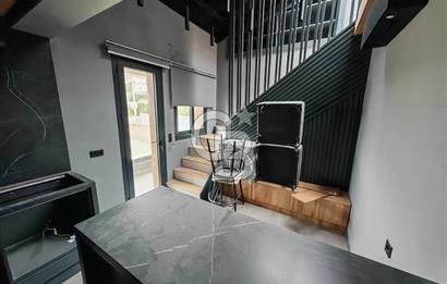 Çeşme Merkez Satılık Loft Dubleks Eşyalı 1+1 Daire