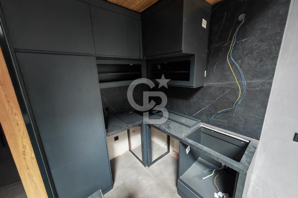 Çeşme Merkez Satılık Loft Dubleks Eşyalı 1+1 Daire