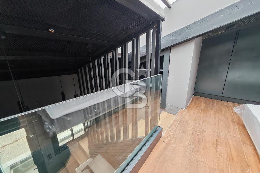 Çeşme Merkez Satılık Loft Dubleks Eşyalı 1+1 Daire