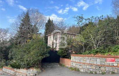 Üsküdar Çengelköy’de Satılık Müstakil Ev 