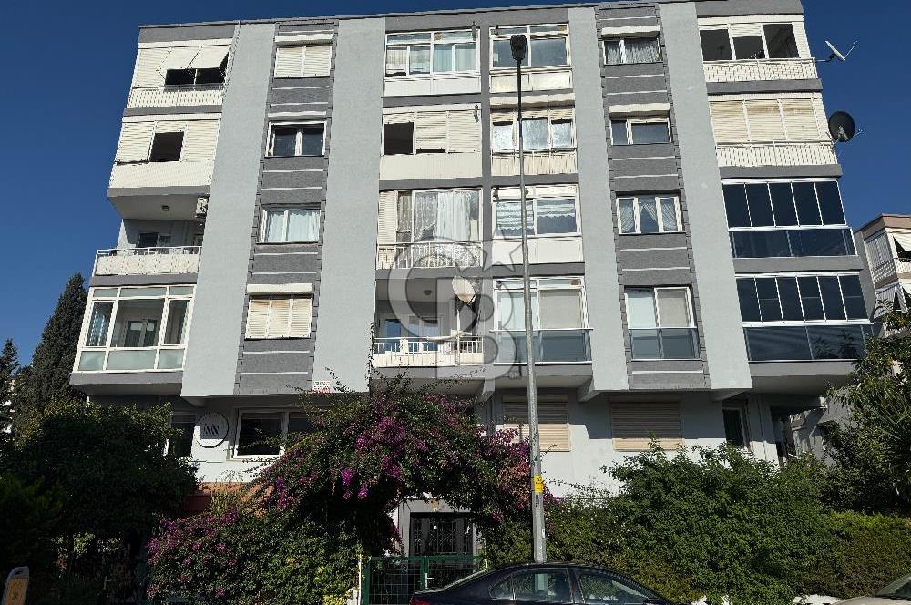 Bostanlı Satılık 3+1 Daire Ara Kat Önü Açık Çift Cephe BOŞ