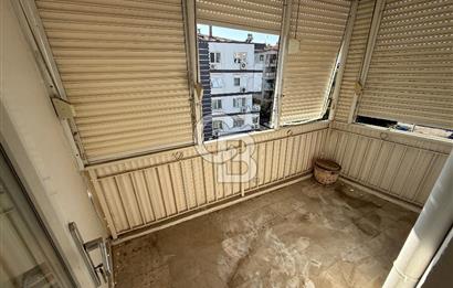 Bostanlı Satılık 3+1 Daire Ara Kat Önü Açık Çift Cephe BOŞ