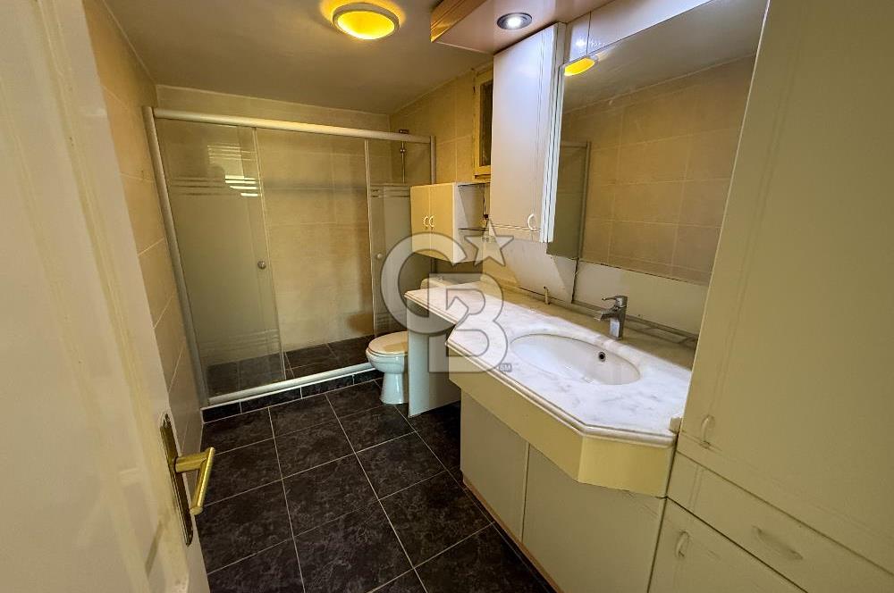 Bostanlı Satılık 3+1 Daire Ara Kat Önü Açık Çift Cephe BOŞ