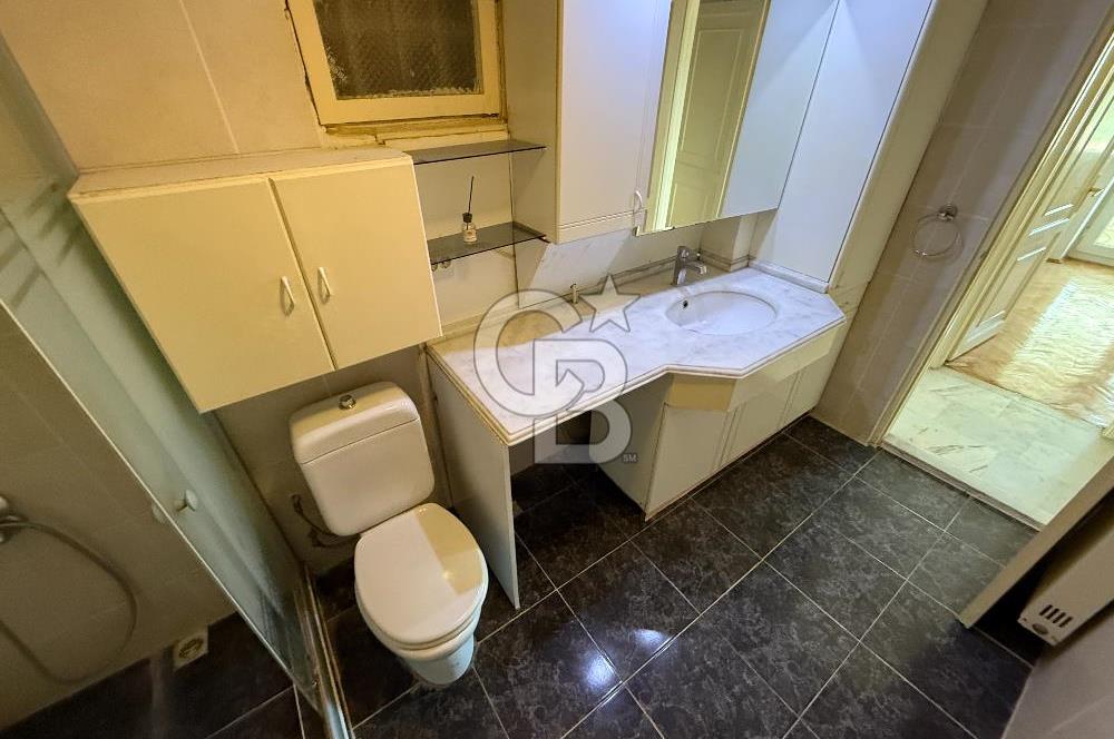 Bostanlı Satılık 3+1 Daire Ara Kat Önü Açık Çift Cephe BOŞ