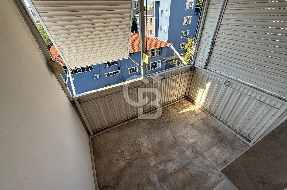 Bostanlı Satılık 3+1 Daire Ara Kat Önü Açık Çift Cephe BOŞ