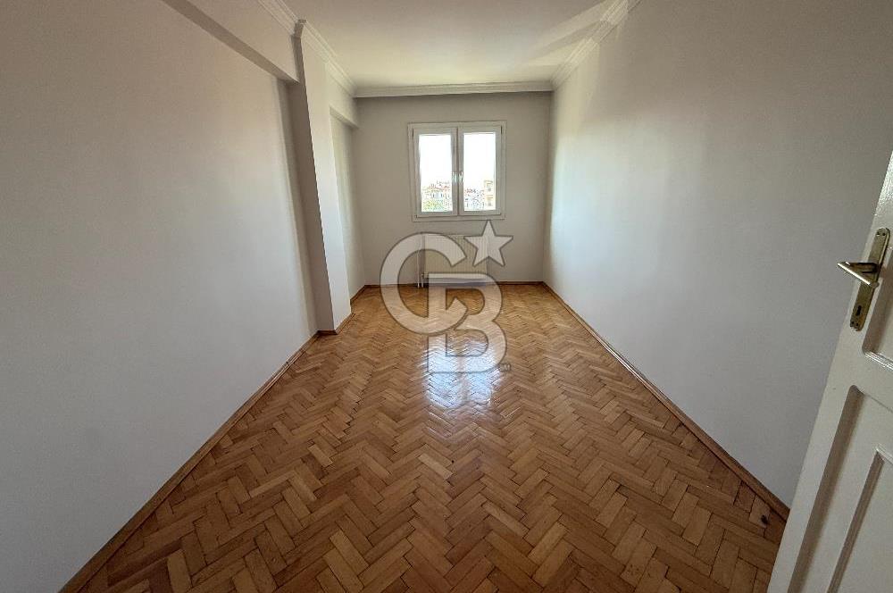 Bostanlı Satılık 3+1 Daire Ara Kat Önü Açık Çift Cephe BOŞ