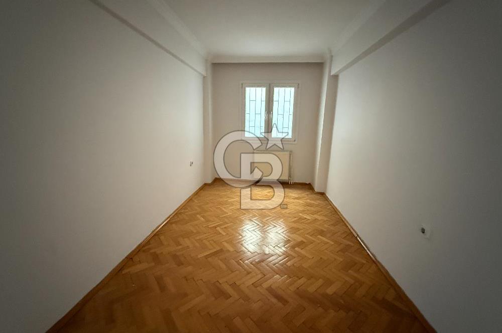 Bostanlı Satılık 3+1 Daire Ara Kat Önü Açık Çift Cephe BOŞ