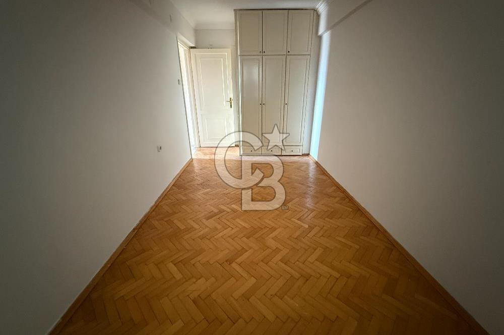 Bostanlı Satılık 3+1 Daire Ara Kat Önü Açık Çift Cephe BOŞ