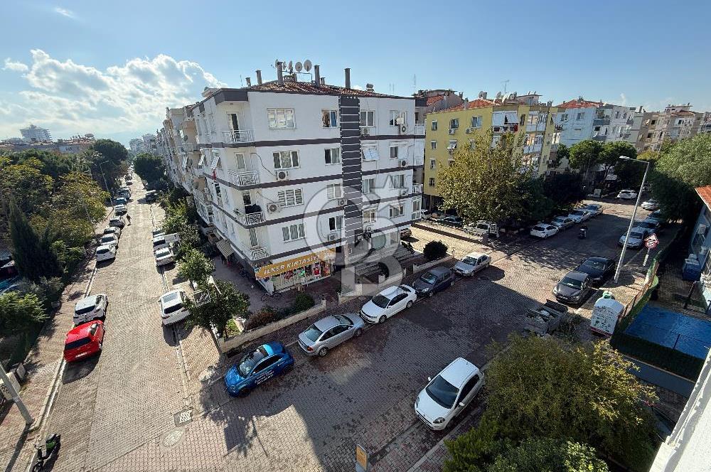 Bostanlı Satılık 3+1 Daire Ara Kat Önü Açık Çift Cephe BOŞ