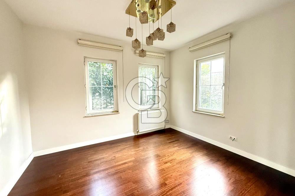 Ardıçlı Göl Evleri Kiralık 5+2 Dubleks Tadilatlı Villa