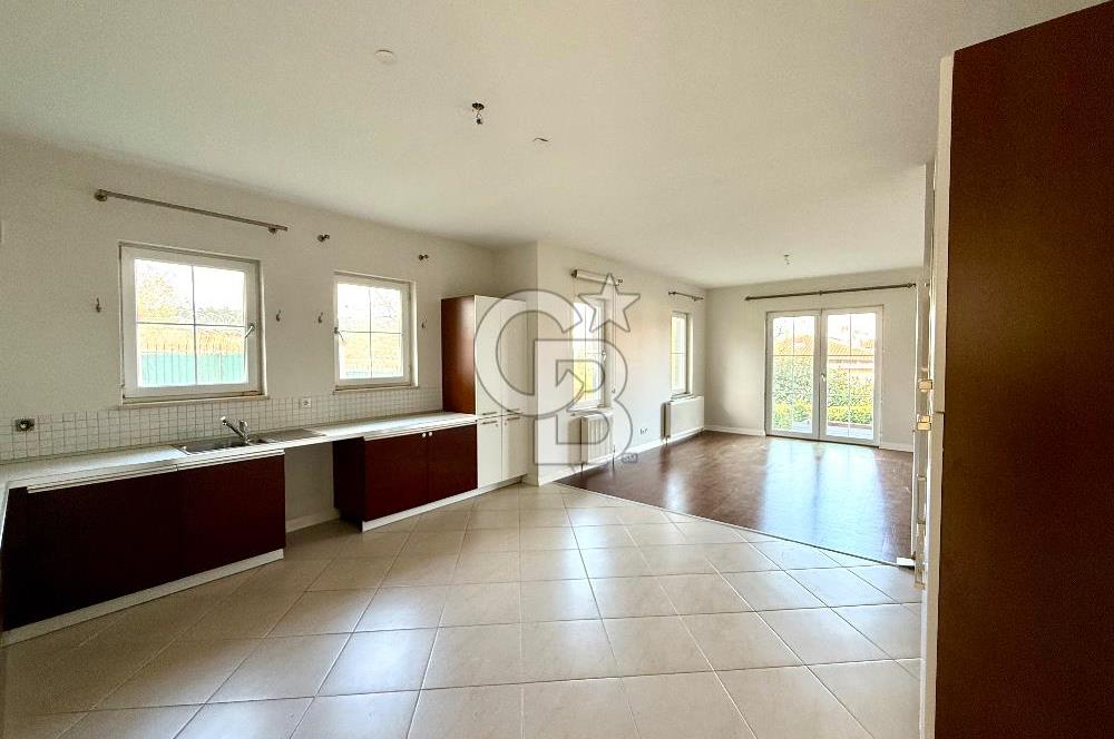 Ardıçlı Göl Evleri Kiralık 5+2 Dubleks Tadilatlı Villa