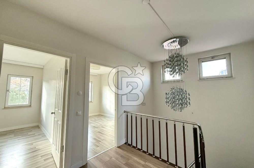 Ardıçlı Göl Evleri Kiralık 5+2 Dubleks Tadilatlı Villa