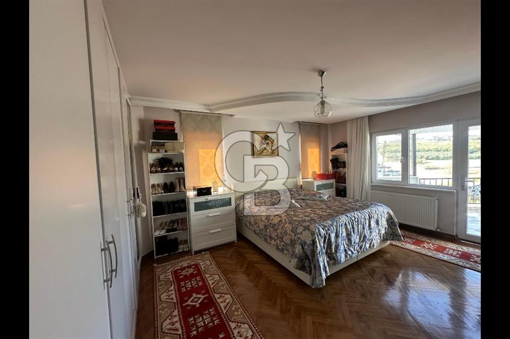 BADEMLİ'DE 5+2 MUHTEŞEM KONUM VE MANZARALI LÜKS VİLLA