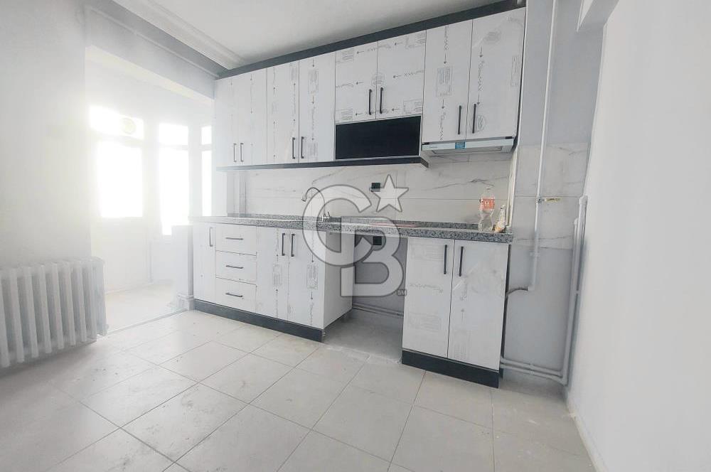 TAŞINMAYA HAZIR, YENİ TADİLATLI, ASANSÖRLÜ, ÖNÜ AÇIK, DAİRE!!