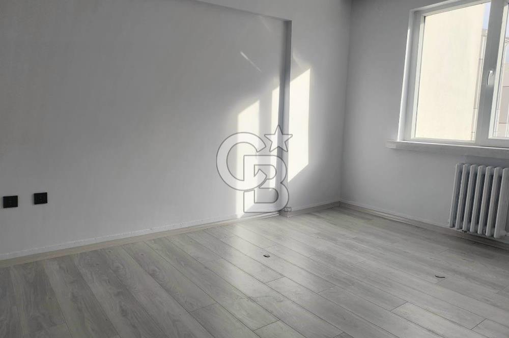 TAŞINMAYA HAZIR, YENİ TADİLATLI, ASANSÖRLÜ, ÖNÜ AÇIK, DAİRE!!