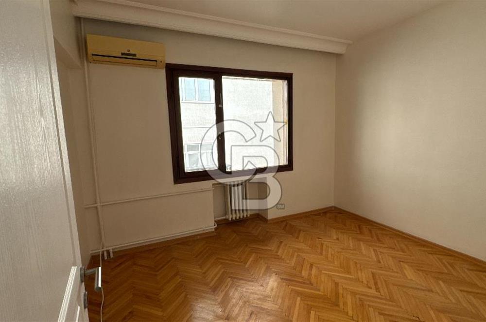 GÖZTEPE'DE MARMARAY'A  YAKIN,  DEPOLAMA ALANI GENİŞ 4+1 KİRALIK DAİRE