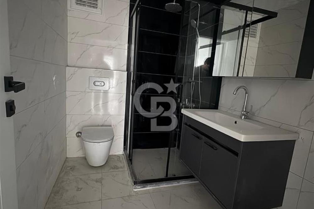 ÇANAKKALE MERKEZ KARACAÖREN'DE HAVUZLU SİTEDE 2+1