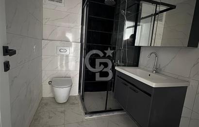 ÇANAKKALE MERKEZ KARACAÖREN'DE HAVUZLU SİTEDE 2+1