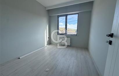 ÇANAKKALE MERKEZ KARACAÖREN'DE HAVUZLU SİTEDE 2+1