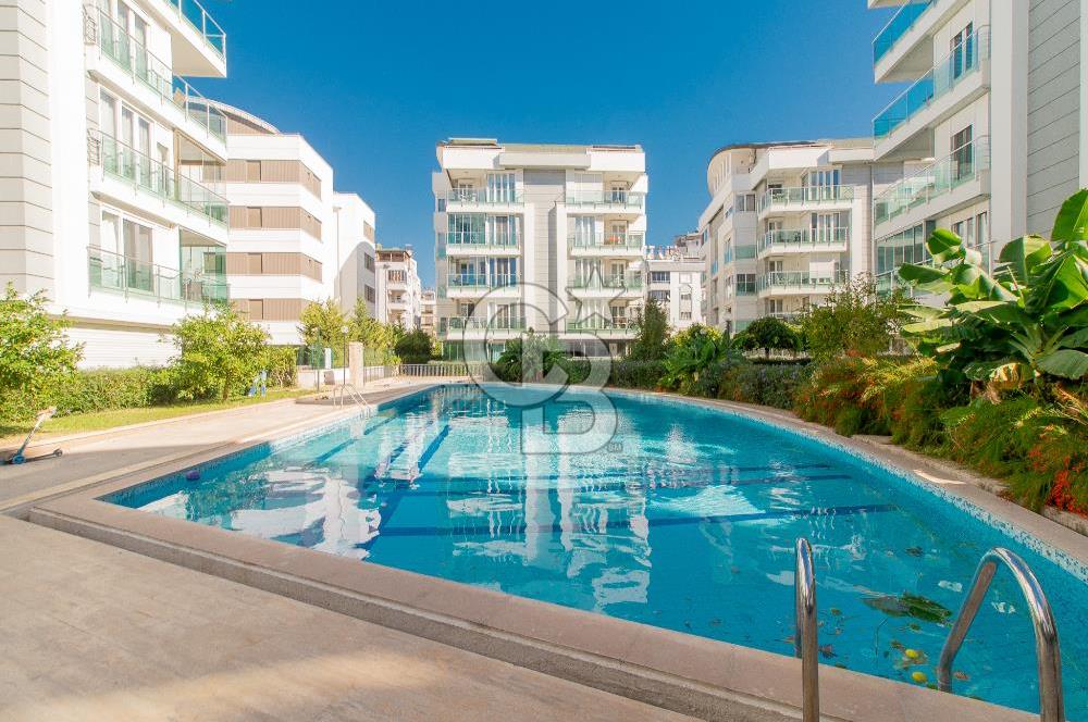 LARA ÇAĞLAYAN'DA SİTE İÇERİSİNDE SATILIK LÜKS 3+1