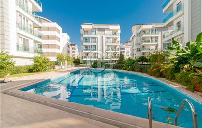 LARA ÇAĞLAYAN'DA SİTE İÇERİSİNDE SATILIK LÜKS 3+1