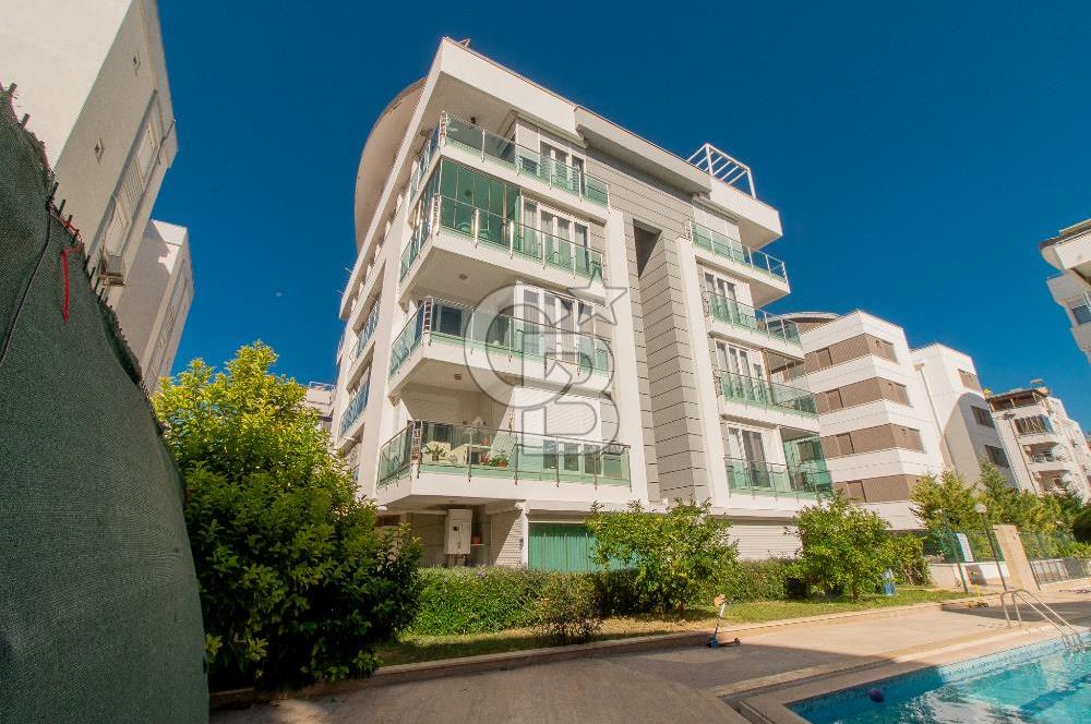 LARA ÇAĞLAYAN'DA SİTE İÇERİSİNDE SATILIK LÜKS 3+1