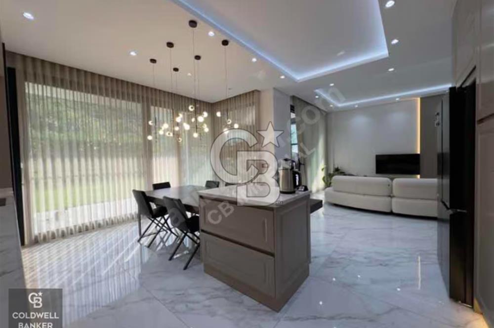 GERZELEDE SATILIK DAĞ MANZARALI LÜKS VİLLA