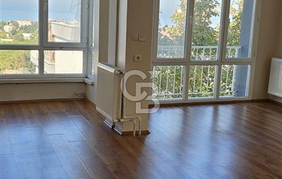 Güzelbahçe Siteler'de Kiralık Tripleks