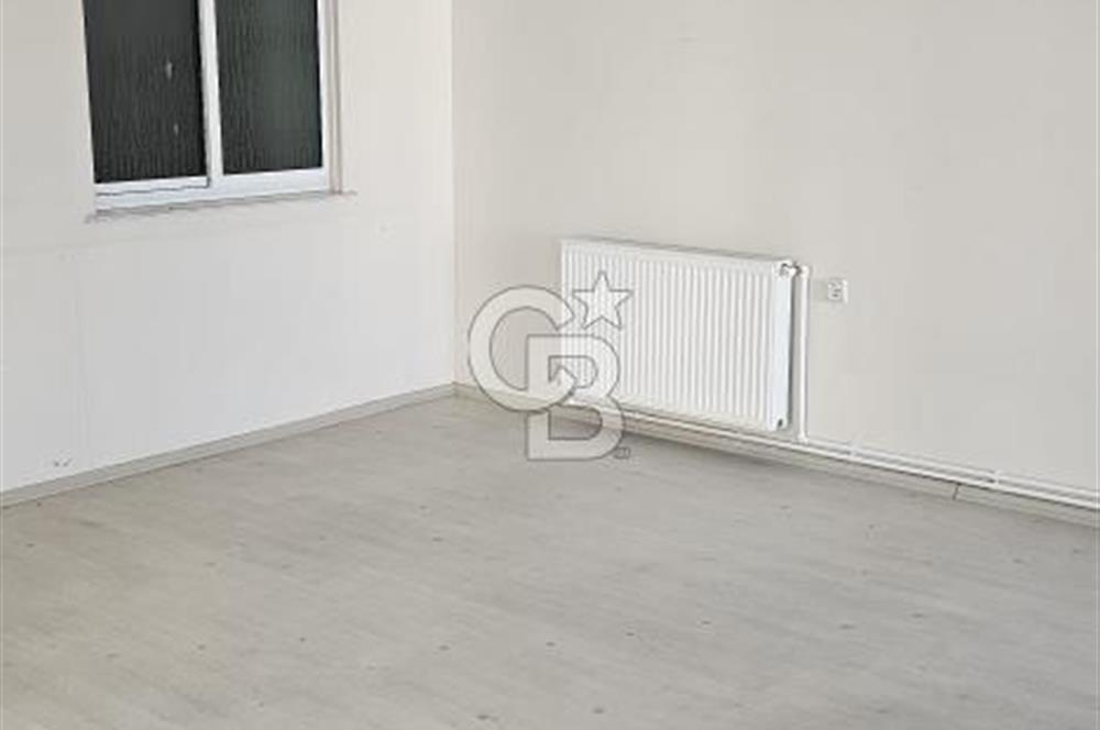 Güzelbahçe Siteler'de Kiralık Tripleks