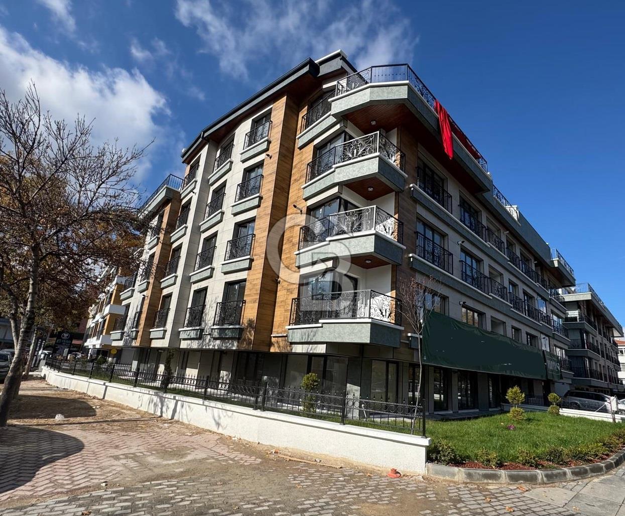 BAHÇELİEVLER 1+1 SATILIK BAHÇE KULLANIMLI GİRİŞ SIFIR DAİRE