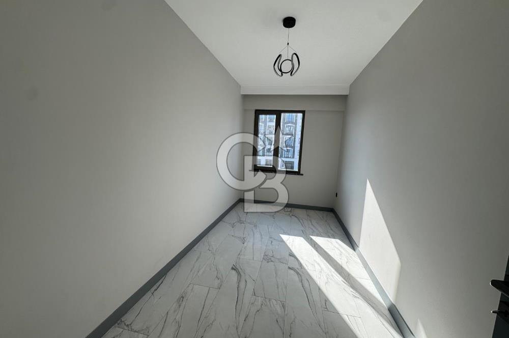 ÇANAKKALE MERKEZ LÜKS GENİŞ 3+1 DAİRE