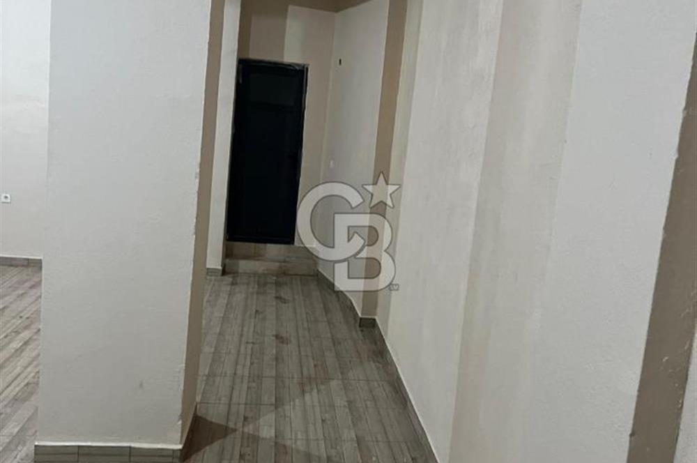 CB KİNG'DEN 1.SAKARYA M. ERTUĞRUL GAZİ CADDESİ KİRALIK DÜKKAN