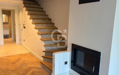 ZEKERİYAKÖYÜN KALBİNDE DOĞAYLA İÇ İÇE LÜKS BİR YAŞAM, 5+1 VİLLA