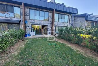 ZEKERİYAKÖYÜN KALBİNDE DOĞAYLA İÇ İÇE LÜKS BİR YAŞAM, 5+1 VİLLA - 1 - 314720