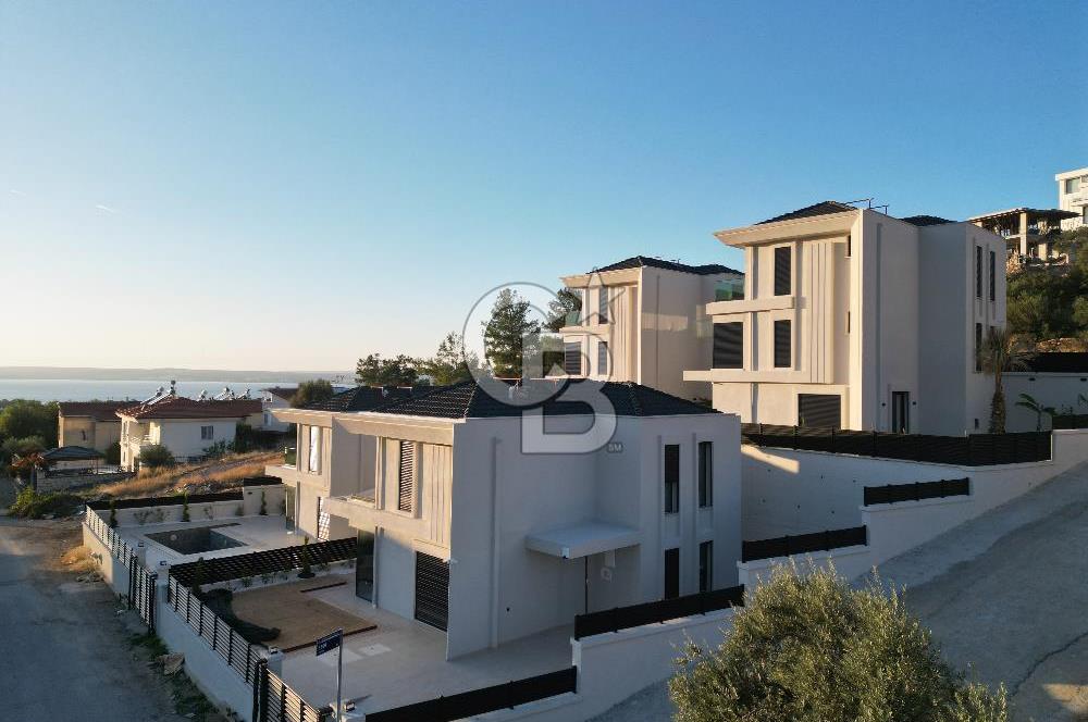 Modern Mimari & Kusursuz Lüks: Akbükün En İddialı Villası