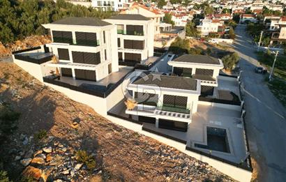 Modern Mimari & Kusursuz Lüks: Akbükün En İddialı Villası