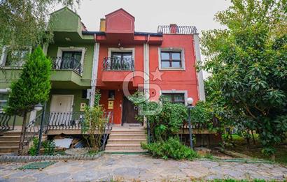Başakşehir Ebruli Villaları 4 Katlı 5+2 Satılık